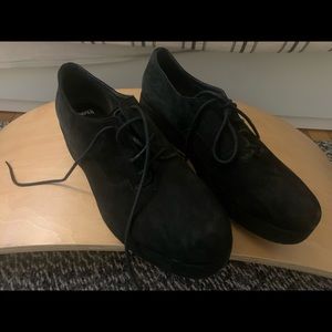 Camper DESSA in Black suede